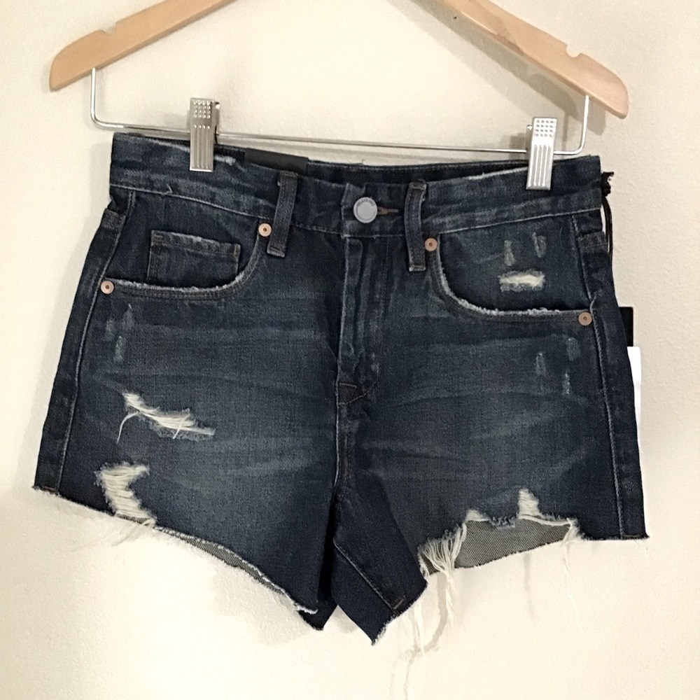 Blank nyc sc 24 distressed Jean shorts blue denim NWT THE BARROW